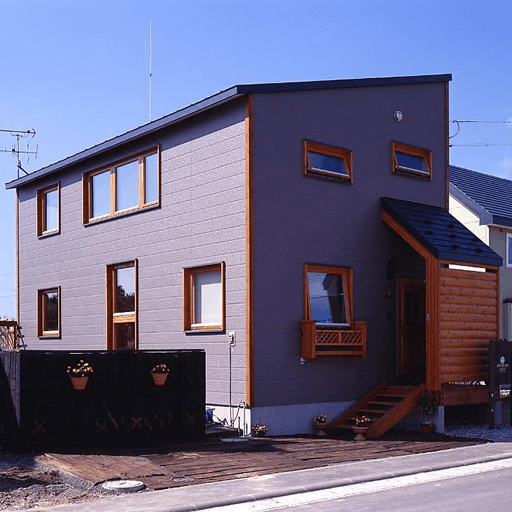 天然木に包まれる<br>リラックス空間の住まい