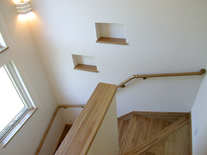 階段室壁のニッチ